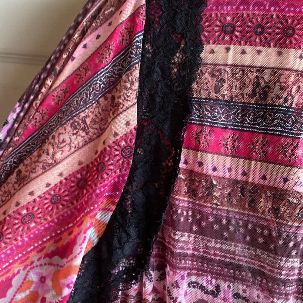 Free People NWT Natalie Boho Print Lace Long Sleeve Vneck Slip/Tunic Top XS - Picture 12 of 15